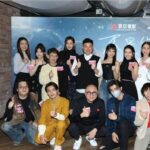 Anjaylia Chan Instagram - 久違了的大銀幕 📽️ 很喜歡這種台幕後一起很努力想要做好一件事的感覺。 很享受刻畫設計一個角色的過程 很喜歡和對手就劇本一起交流 很喜歡這次嘗試用普通話演戲… 希望大家會支持這一套本土愛情電影 #不是你不愛你 . 謝謝公司 @coolstylemgt 前後左右的照顧和愛🫶🏼 . 謝謝久違的 fan club @anjayliafansclub ❤️ 七年不見，二話不說就回歸並全力支持🫶🏼 謝謝大家的愛❤️ 很榮幸跟你們一起成長 . 謝謝愛我的人❤️ 我不可以選擇下一次甚麼時候再見，但我可以選擇去感恩、去努力、去愛你們呀！ . wardrobe @versace stylist @june___chow hair @jamieleehair @hola.hair.pets makeup @meeganmakeup