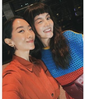 Anjaylia Chan Instagram - Lovely night, lovely ppl, lovely place, needless to say, lovely brands and lovely fashion items ❤️🧡💙

My head to toe from 
@tods #todshk 

@hoganbrand @rogervivier