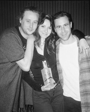 Anjelica Bette Fellini Instagram - I don’t usually drink tequila…. But when I do it’s a certified B-Corp bish! Been collaborating with @mijentatequila and it is such a joy…

Even a little libations can be sustainable ;)

Shot on 35mm @cinestillfilm 250ISO