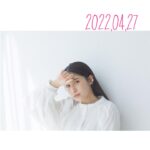 Anju Inami Instagram - こんばんは。 今日は朝から暑かったねー。 でも帰り際には、突然の冷えを感じたので ゆっくりお風呂に浸かろうと思います。 ． さて、今日いんすたさんしたのには ふたつの事を皆様へ伝えに。 ． ひとつは、現在出演している 舞台「僕のヒーローアカデミア The “Ultra” Stage 平和の象徴」のお話。 ． 上演を控えている東京公演の一部が 中止となる公演がございます。 ． 4月29(金・祝) 17:30公演 4月30日(土) 12:00公演 17:30公演 ． お手数をおかけしますが、 公式HPよりご対応頂きたく思います。 ご理解の程、お願い申し上げます…！ ． そして、 たくさんの想いと、多くのお力添えの中 東京公演を5月1日から上演する運びとなりました。 ． うまく言葉にできないけれど。 いまはただ、 怪我と心の一刻も早い快復を祈り #ヒロステ を待っていてくださっている全てのお客様へ 楽しんで頂けるよう注力したいと思います。 どうぞよろしくお願い致します…！！ ． 明日の#anju_RCC でも そういったお話を自分の声でも よりしっかりとみんなへ届けています。なにとぞ。 ． ふたつめのお話。 ずーーーーーっとラジオとか生配信とかでも まだお伝えできないけどってうずうずしていた告知が いよいよ明日。 ． いなみはそわそわしています。 喜んでくれるといいなっ 心が飛び跳ねてくれるといいな。 そんな風に思います。 ． 今日は朝から GOOD LUCK,のHANDSIGNを歌って元気だして Dubbing Waterを聴きながら たくさん考えごとをして日常を後にしました。 ． 明日はみんなが 何を聴く気分になってくれるだろう…っ 楽しみにしていてください✩。 ． それではまた #inamianju