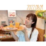 Anju Inami Instagram - ✍🏻_2022,08,01 ．Takami chika, HAPPY BIRTHDAY!!!🎂 ． 日付は変わってしまいましたが、 8月1日という日を たくさん盛り上げてくださった皆様 ありがとうございます！！ 喜ぶ彼女の笑顔が目に浮かびます(´˘`) ． 私自身、 ひと足先に お祝い気分を頂いていましたので ここで改めて。 ありがとうございました…！！ ． LoveLive! Sunshine!! Third Solo Concert Album ~ THE STORY OF “OVER THE RAINBOW” ~ starring Takami Chika こちらが同日にリリース！！💿 ． 新曲「ナミオトリフレイン」 この音を頂いた時、 タイトルに、楽曲に、全てに驚きました。 いまの私たち〝ふたり〟だから出来る 表現と想いを込めました。 ． ぜひお聴き頂き、 これまでの景色を感じてください。 ． 愛を込めて…。 お誕生日おめでとう千歌ちゃん！🍊