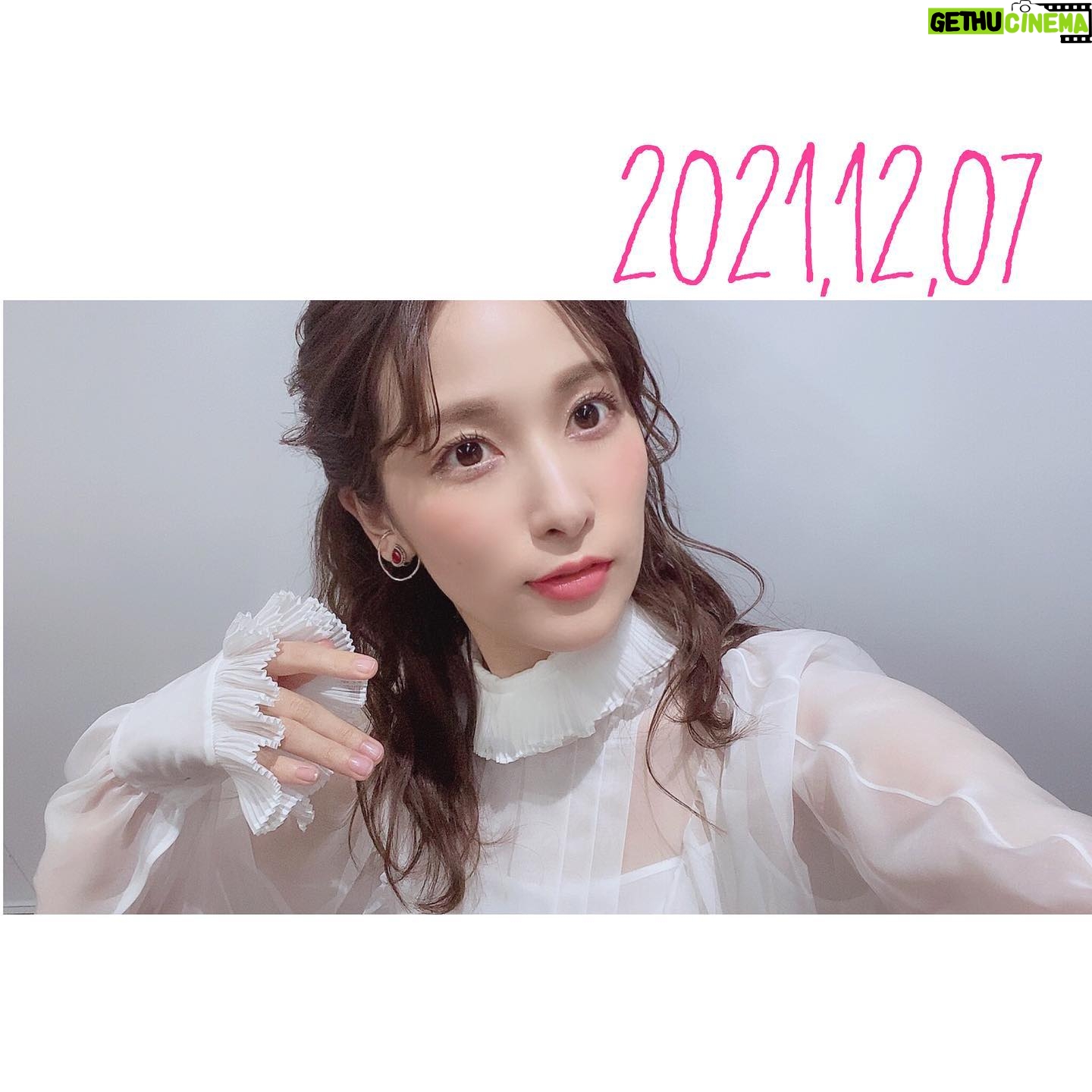 Anju Inami - 12.8K Likes - ใฟใใชใใใฏใฃใ
๏ผ
ไปๆฅใฏใไผๆผๆฅๆใไบๅ
ฌๆผ๏ผ
#ใใญในใ ็ใไธใใฃใฆใใใใฆ
ใใใๅนธใใงๅฌใใๆฅใ
ใงใใ
(ใใใฎใจใใ
ๆฏๆฅใใญในใใฎๅคขใฟใฆใใฎใฃใใใใใใใ็ฌ)
๏ผ
ใใฌใใใณใจใใฆใไฝๅใธๆใ่พผใใฆ
ใดใฃใฉใณใฎ็ใใพใจ้ใใใฆใใใพใใ
๏ผ
ใใฆใใใใชไธญ
็งปๅไธญใฎ่ณใใจใฎใชใใขใฏใ
NamiotO vol.0.5
~Original collection~ ใFly Out!!ใ
ใใใใๆๆฅใชใชใผในใงใใ
๏ผ
ใชใใใไปๆฅ่ดใใฆใฆใ
็ๆงใซๅฑใใใจใซใใใใใใฆใพใใ็ฌ
ๆ้ซใฎ็ฉใซไปไธใใฃใฆใใฎใฏ็ขบใใชใฎใซ
ใใญใใญใๆญขใพใใใ
๏ผ
ใ๏ผๅคใซใฏใ
ใใซใขใซใใ ็บๅฃฒ่จๅฟต็้
ไฟกใใใใพใ๏ผ๐ก
๏ผ
ใใฒใใฒ๏ผๆๆฅใฏ
ใๆผใฏ #ใใญในใ ๐
ๅคใซใฏ #flyout ็้
ไฟก๐ฟ ใง
ใใชใฟๅฐฝใใใง้ใใใฆใใ ใใใพใ๏ผ
๏ผ
#ใใญในใ ใฏ
ๅฝๆฅๅธใๅบใฆใใใฟใใใชใฎใง
ๆฏ้๏ผๅๅ ดใงใฃ
ใใฎใขใใ่ๅฐใใ่ฆ้ใใชใโฆใฃ๏ผ๏ผ
ใๅพ
ใกใใฆใใใพใใญ(ยดห`)
๏ผ
ใใฆใฏใฆใไปๆฅใ้ ๅผตใฃใฆใใใใผโอ๐ฆโอ
#inamianju #ใใญในใ #flyout