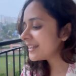 Anju Joseph Instagram - Rain and this song!!!!❤️ @vidyasagarmusicofficial @official_harshavardhan