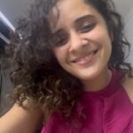 Anju Joseph Instagram – Back with another Me & Tampura session!!❤️
@_shwetamohan_  chechi the way you sang this song❤️❤️
