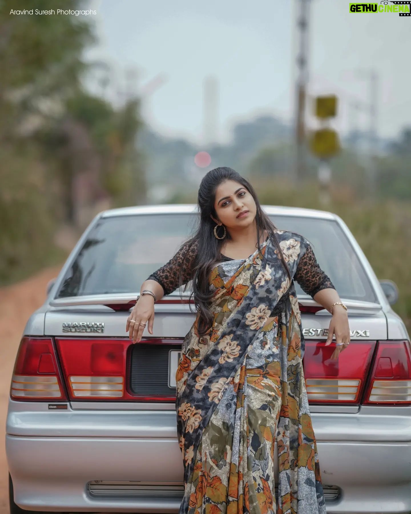 Ankhitha Vinod - 3.5K Likes - 🅦🅐🅝🅓🅔🅡🅔🅡 ❣️🔥
Thiruvalla Road, Bust Stand and Railway station
This was seriously a fun unplanned shoot 😃
📸 : @aravind_vadakkethil
.
#photography #potrait #wanderer #road #railwaystation #busstand #natural #malayalamactress #modelphotography #saree #nomakeup #thiruvalla