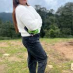 Ankita Bhowmick Instagram - Kya sachme😜 . . . . #trip #instagram #instagood #instadaily #memories #love #happiness #nature #lover