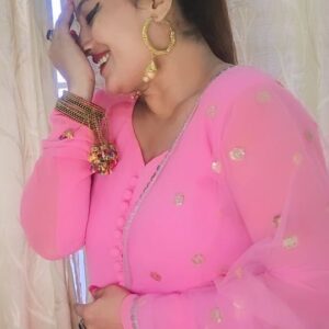 Ankita Bhowmick Instagram - ❤️Gehna❤️ that touches  your soul...

.
#instagram #reels #reelsinstagram #foryou #bangles #love #emotions #simple #simplicity #traditional #reelsindia #reelitfeelit #instadaily #instalove #instagood #instamood