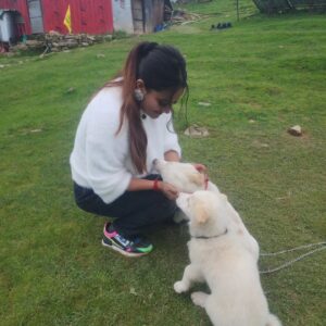 Ankita Bhowmick Instagram - The love and affection matters d most 🥰💖beautiful memories 😘

#memories #love #puppy #puppylove #cute #cutebaby #sweet #happy #happiness