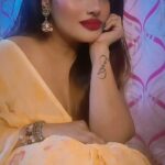 Ankita Bhowmick Instagram - Emon modhur sondha..........💞