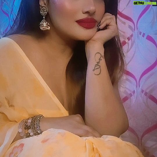 Ankita Bhowmick - 340 Likes - Emon modhur sondha..........💞