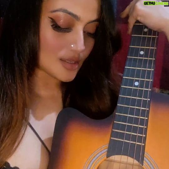 Ankita Bhowmick - 347 Likes - Chura liya hai tumne Jo 🫶 ko.......
.
.
.
.
.
#instagram #reels #trending #oldsongs #melody #beautiful #romantic #song