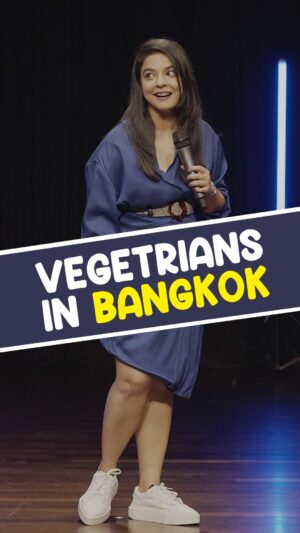 Ankita Shrivastav Instagram - Aur Karo Comment! 🙄🙃 #vegeteriansinBangkok

#thebigbangkoktheory #filmychokri
