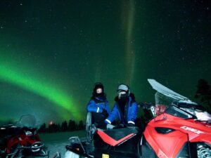 Anna Baryshnikov Instagram - she stunned 

2nd photo taken by night photographer extraordinaire @joetipps 🌌 let it be known that I drove the snowmobile