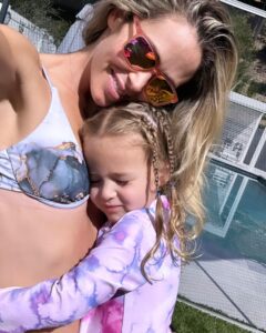 Actress Anna Hutchison HD Instagram Photos and Wallpapers November 2023
