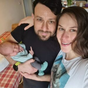 Anna Jakab Rakovská Instagram - Vždy som vás,chlapci ľúbila. ☝️ale pozor,toto je vážne na celý život
❤Ondrík,vitaj❤
@robojakab bude sranda.