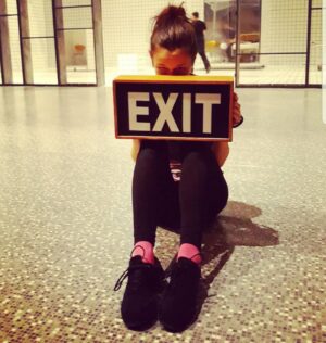 Anna Jakab Rakovská Instagram - Našla som si Východ! Dovidenia!:) a pekne Vianoce --> https://sk.mall.tv/kavej/jezisko-existuje
#finally #east-exit  #somvychod #viľija