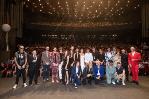 Anna Marie Purić Instagram - červený koberec x @banger.film 
Poslední dny jsem měla dost nabitý program a trochu jsem se bála, že Vary vůbec nestihnu. Každopádně nakonec se mi povedlo si to celé zorganizovat a musím říct, že to stálo za to! Ze samotného filmu jsem byla nadšená a jsem ráda že jsem si v něm mohla zahrát! #kviff