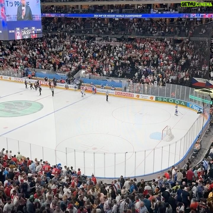Anna Marie Purić - 22.8K Likes - Naši chlapci zahrali včera krásne a bratia postupujú! 🏒 Boli sme prvýkrát na majstrovstvách sveta naživo a musím povedať, bol to životný zážitok. Atmosféra by sa dala krájať. Fandíme ďalej! 🇸🇰❤️🇨🇿 #mssveta2024 #IIHF #ICEHOCKEY #LADOVYHOKEJ