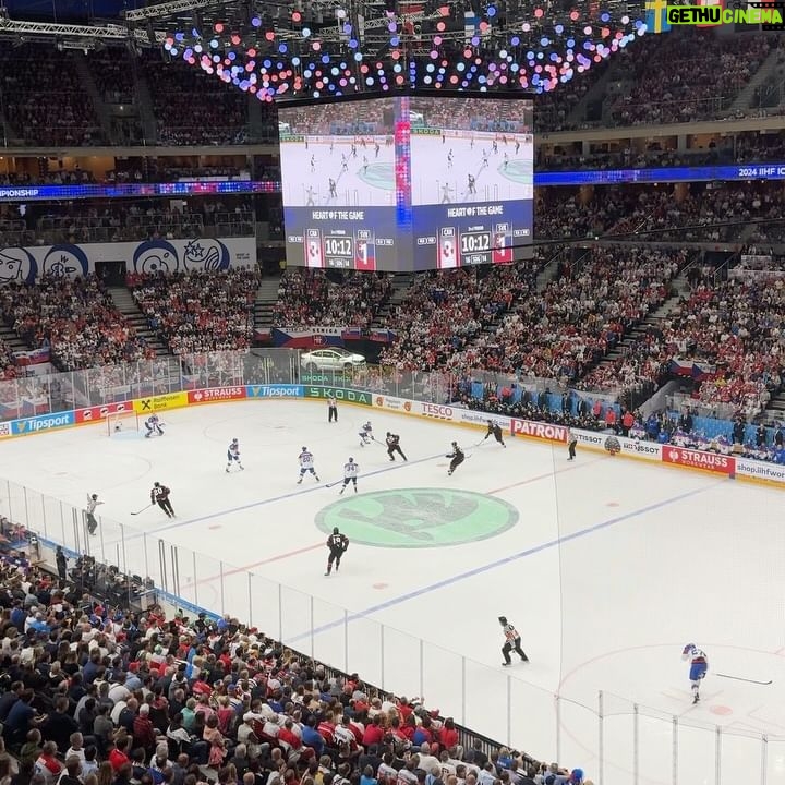 Anna Marie Purić - 22.8K Likes - Naši chlapci zahrali včera krásne a bratia postupujú! 🏒 Boli sme prvýkrát na majstrovstvách sveta naživo a musím povedať, bol to životný zážitok. Atmosféra by sa dala krájať. Fandíme ďalej! 🇸🇰❤️🇨🇿 #mssveta2024 #IIHF #ICEHOCKEY #LADOVYHOKEJ
