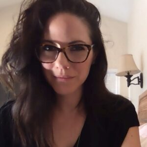Anna Silk Instagram - Sunday Selfie
#weekend #bighair