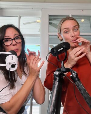 Anna Silk Instagram - What’s happening here you ask? Sign up for Patreon before November 5th and you’ll understand, because we recorded a special bonus @lostgirlrewatch episode just for you! Link is in our bio ❤️‍🔥❤️‍🔥