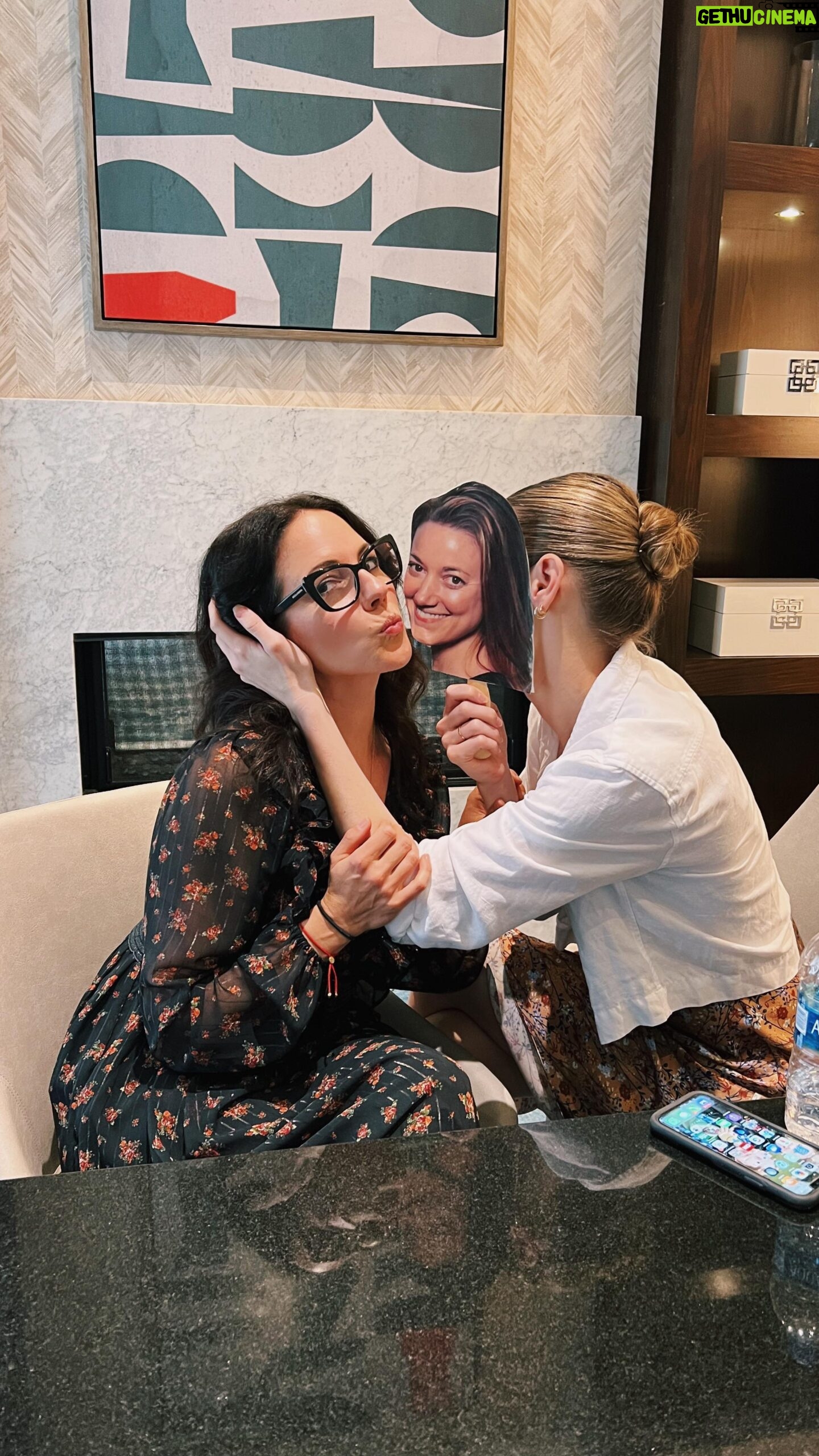 Anna Silk - 7K Likes - We are THRILLED to announce that our Season 1, Episode 1 co-host will be none other than the beautiful, brilliant oh so talented @zoiepalmerzeeeps!! To celebrate, we wanted to share with you a little clip of her episode. The entire episode will be release TOMORROW to all our Patreon subscribers (you can still subscribe to our Patreon through the link in our bio) and then where ever you get your podcasts and on YouTube Thursday! ❤️🔥❤️🔥 #doccubus forever