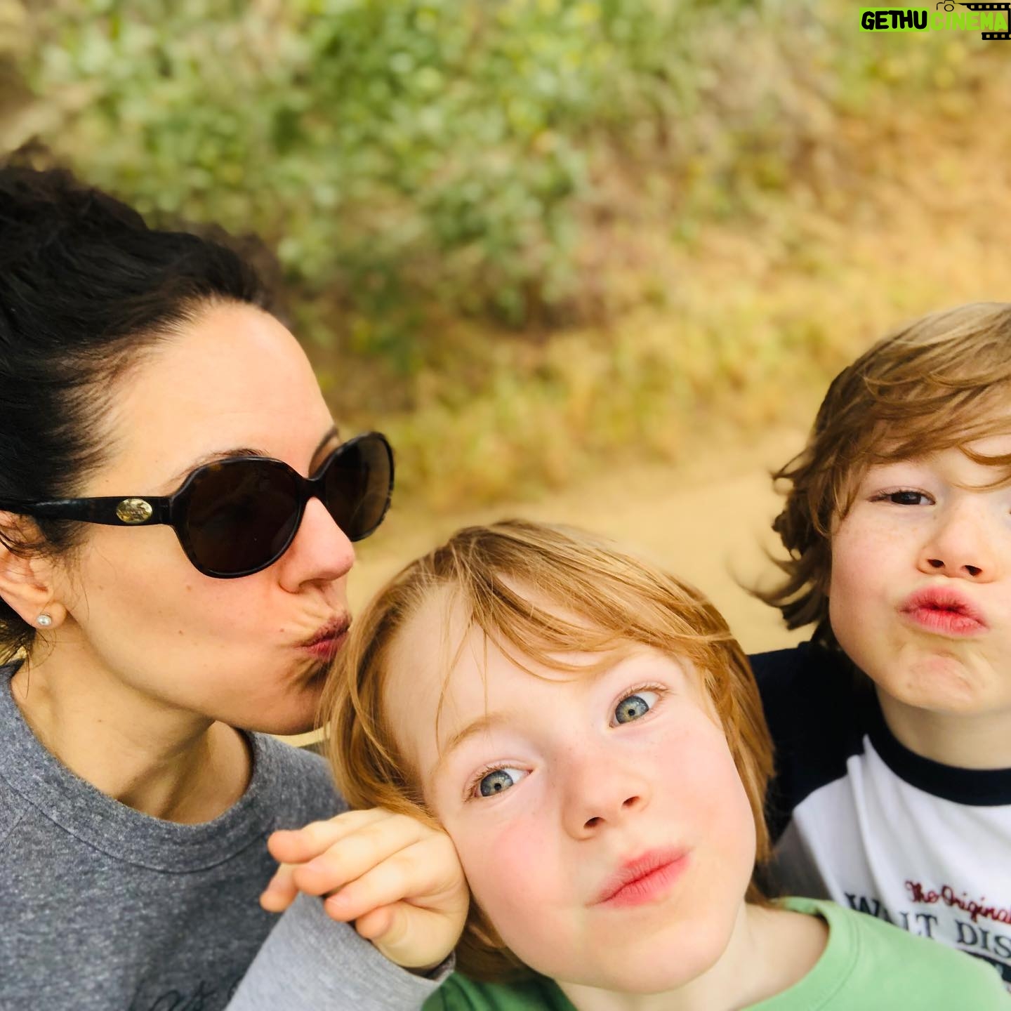 Anna Silk - 4.1K Likes - Sometimes all you need is a dog, a mom who won’t stop kissing you, and some turkey jerky. ❤️