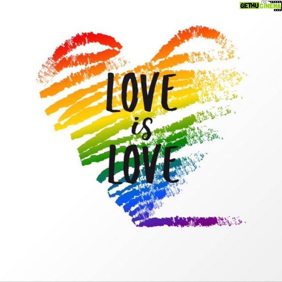 Anna Silk - 4.1K Likes - #loveislove ❤️