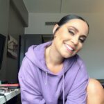 Anna Abreu Instagram – SOS!!! 🆘🆘🆘🆘🆘🆘🆘🆘🆘🆘
TÄNÄÄN RUISROCK RANTALAVA KLO 15.15 ja tihkusadekin näköjään loppumassa ennen meidän keikkaa! 😍😍
Me artistit/esiintyjät ollaan nyt kolme vuotta jouduttu venaa sitä, että päästään Suomen isoimmille festareille. En pysty selittää tätä fiilistä, mikä mulla/meillä on just nyt. Tänään suosittelen tsekkaa meidän keikan. Luvassa ihan sairas show, uusii hittei, vanhoi hittei, yllätyksii ja yllätysesiintyjä. Ei kannata missaa! ❤️Me ollaan valmiita.