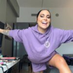 Anna Abreu Instagram - SOS!!! 🆘🆘🆘🆘🆘🆘🆘🆘🆘🆘 TÄNÄÄN RUISROCK RANTALAVA KLO 15.15 ja tihkusadekin näköjään loppumassa ennen meidän keikkaa! 😍😍 Me artistit/esiintyjät ollaan nyt kolme vuotta jouduttu venaa sitä, että päästään Suomen isoimmille festareille. En pysty selittää tätä fiilistä, mikä mulla/meillä on just nyt. Tänään suosittelen tsekkaa meidän keikan. Luvassa ihan sairas show, uusii hittei, vanhoi hittei, yllätyksii ja yllätysesiintyjä. Ei kannata missaa! ❤️Me ollaan valmiita.