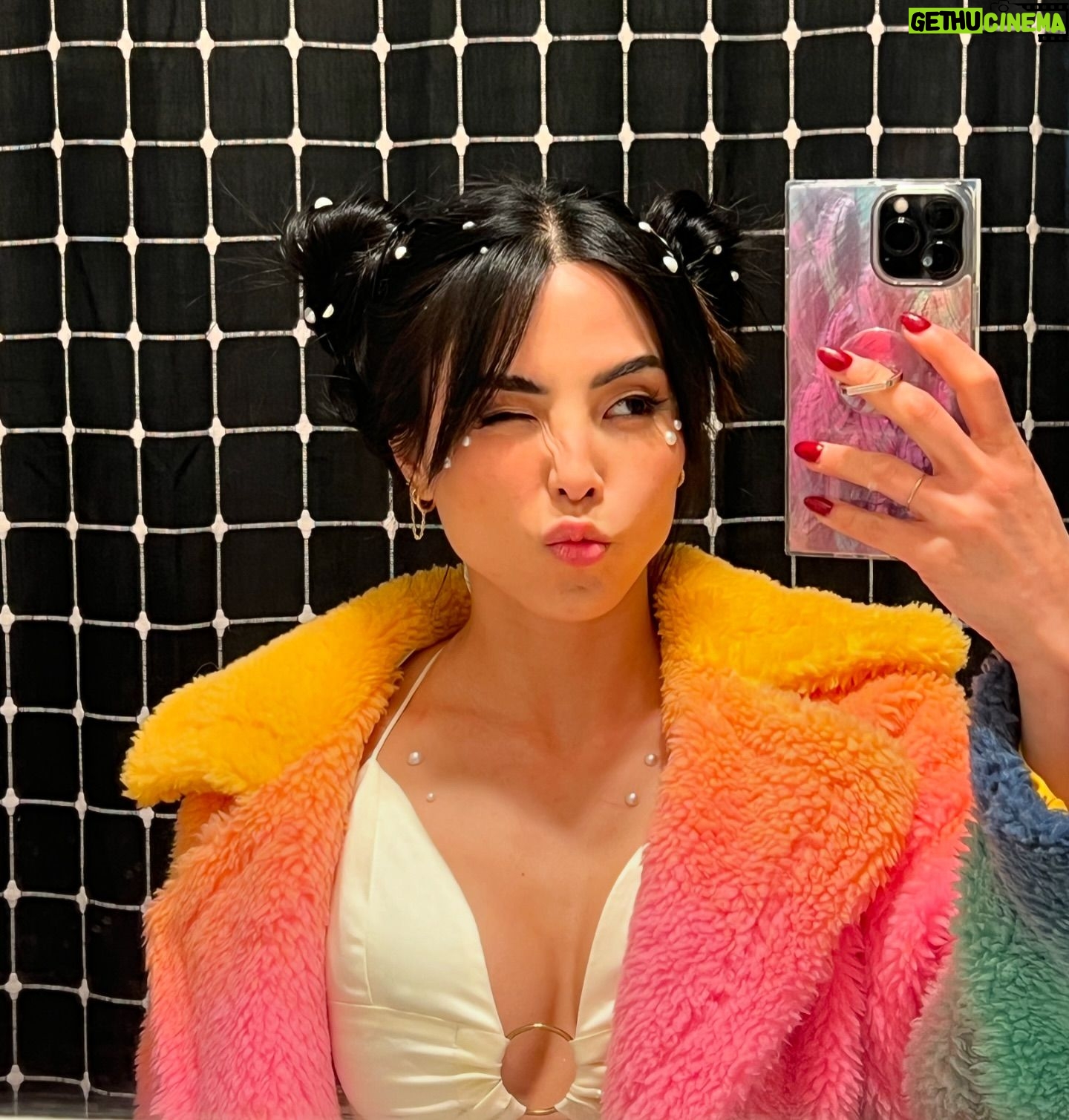 Anna Akana Instagram - backyard burning man birthday for @yasminjkassim 🎀