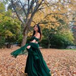 Anna Akana Instagram – Tessa & I met because we dated the same guy back to back. As the New Girlfriend, of course I was curious about The Ex. The more I lightly stalked her online, the more I realized the person I was dating was likely a dud. She seemed so kind, so giving & so wildly talented. 

Luckily that relationship didn’t last, but our friendship did. & it was an honor to get to see her marry someone so deeply in love with her – someone who sees her for the star she is and cares for her well being above all. I’m so glad she gets to be with who she deserves! FOREVER ✨ Dante is simply the best. 

Congratulations @tessaviolet & @givememotion ! LOVE IS REAL! Getting married on the solar eclipse weekend was a vibe