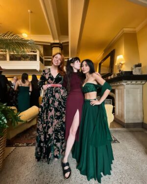 Anna Akana Instagram - Tessa & I met because we dated the same guy back to back. As the New Girlfriend, of course I was curious about The Ex. The more I lightly stalked her online, the more I realized the person I was dating was likely a dud. She seemed so kind, so giving & so wildly talented. 

Luckily that relationship didn’t last, but our friendship did. & it was an honor to get to see her marry someone so deeply in love with her - someone who sees her for the star she is and cares for her well being above all. I’m so glad she gets to be with who she deserves! FOREVER ✨ Dante is simply the best. 

Congratulations @tessaviolet & @givememotion ! LOVE IS REAL! Getting married on the solar eclipse weekend was a vibe