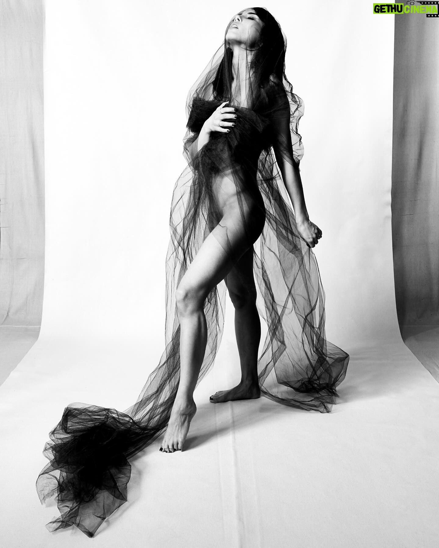 Anna Akana Instagram - under the veil 🕸️ BTS & exclusives up on patreon! This month’s proceeds go towards Sante dor foundation, a local nonprofit cat shelter in LA photographer: @nicholas_freeman_art makeup: @catcalico wardrobe: @jennernugen