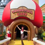 Anna Brisbin Instagram - Had the best day at Super Nintendo World in @unistudios!! 🍄🥰🤍 Dressed in my Chef Toad-inspired fit, obviously we feasted at Toadstool Cafe, demolished the mini-games, earned tons of coins discovering secrets around the park, and for once I WON Mario Kart in the Mario Kart: Bowser’s Challenge ride!! 🏆🏁 Thank you @unistudios for the tickets!! Can’t wait to come back and earn more stamps and coins for #TeamToad!! 🍄 #SuperNintendoWorld #AtUniversal #invited