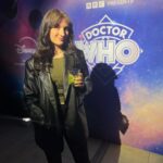 Anna Brisbin Instagram – ๐๐ THE FIFTEENTH DOCTOR IS OUT NOW ON @disneyplus!!! ๐ฑ
Endless thanks to @disney for the invite to the premiere of @disneydoctorwho. ๐ฅฒ I am already so obsessed with Ncuti Gatwaโs Doctor. He has so much heart, charm, energy, and earnestness. AND @thejinkx YOU ABSOLUTELY OWN THE FIRST EPISODE DEAR GOD. ๐ And the FITS!!! I had to put together my fit inspired by Nine because I simply knew I could not measure up to the costumes weโve seen so far from this season.
Allons-y!
#invited #doctorwho #disneyplus