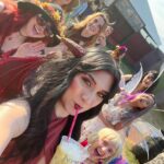 Anna Brisbin Instagram - Big recommend going to ren faire with just a bevy of beautiful babes. 😌👌✨ #dragon 🐲❤️‍🔥 #renfaire #renaissancepleasurefaire #dragoncosplay #reddragon