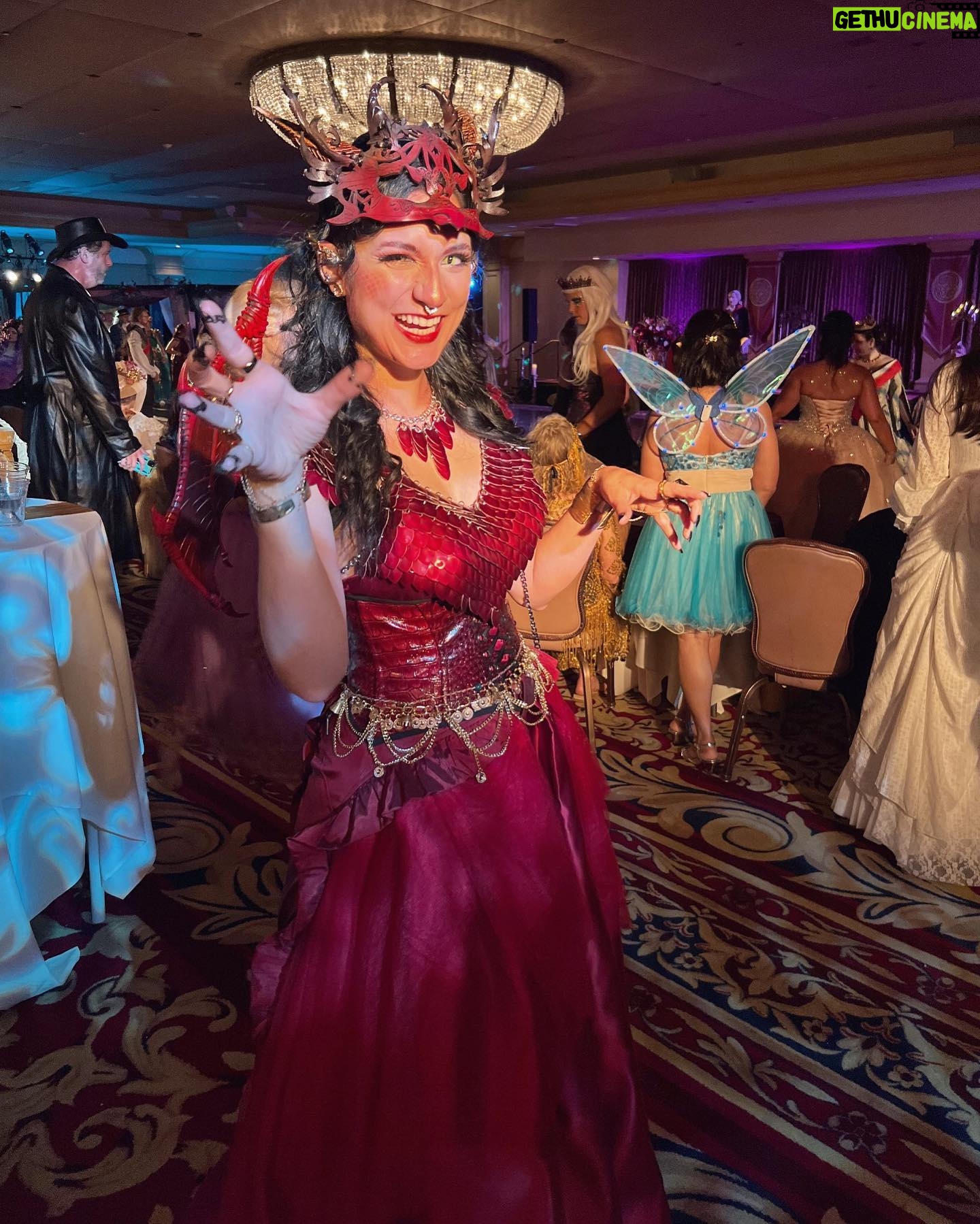 Anna Brisbin Instagram - That’s a wrap on @lojmasquerade 2023. 🥲 Always the most magical night(s) of the year, filled with the best people watching I’ve ever experienced featuring the most creative and wondrous costumes you can imagine. I’m so glad this year I went both nights so I could have my spooky night Friday and my fantastical dragon night Saturday. ❤️🔥 🪡corset by master seamstress @nicolerieko 🎭mask by @mischiefmasks 🛡️armor by @syntheticdaisydesign 😈horns by @unicorncorner #labyrinthmasquerade #labyrinthball #dragoncosplay #reddragon #lojmasquerade