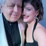 Anna Chipovskaya Instagram - Боже, папа, ты родился, когда по Старому Арбату ходили трамваи. А это было ещё до Куликовской битвы. С днём рождения, мой любимый и самый юный человек, которого я знаю. #80 ❤️‍🔥
