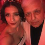 Anna Chipovskaya Instagram - Боже, папа, ты родился, когда по Старому Арбату ходили трамваи. А это было ещё до Куликовской битвы. С днём рождения, мой любимый и самый юный человек, которого я знаю. #80 ❤️‍🔥