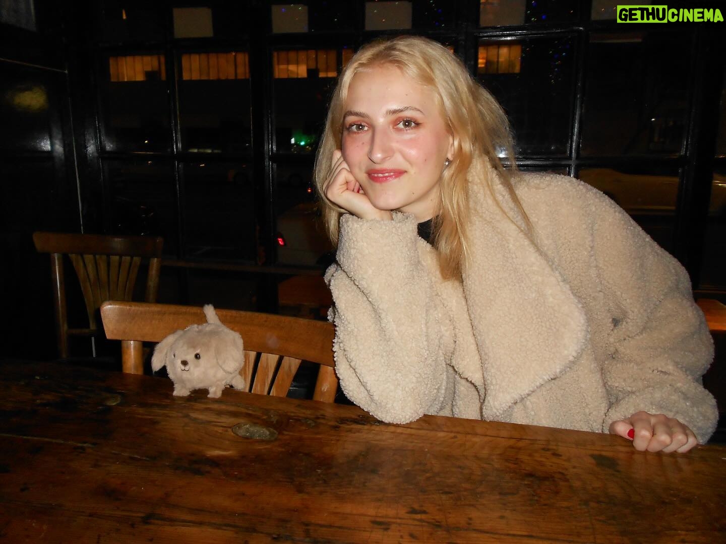 Anna Collins Instagram - Valentines Day is for the girls 🙅♀️😗🫶