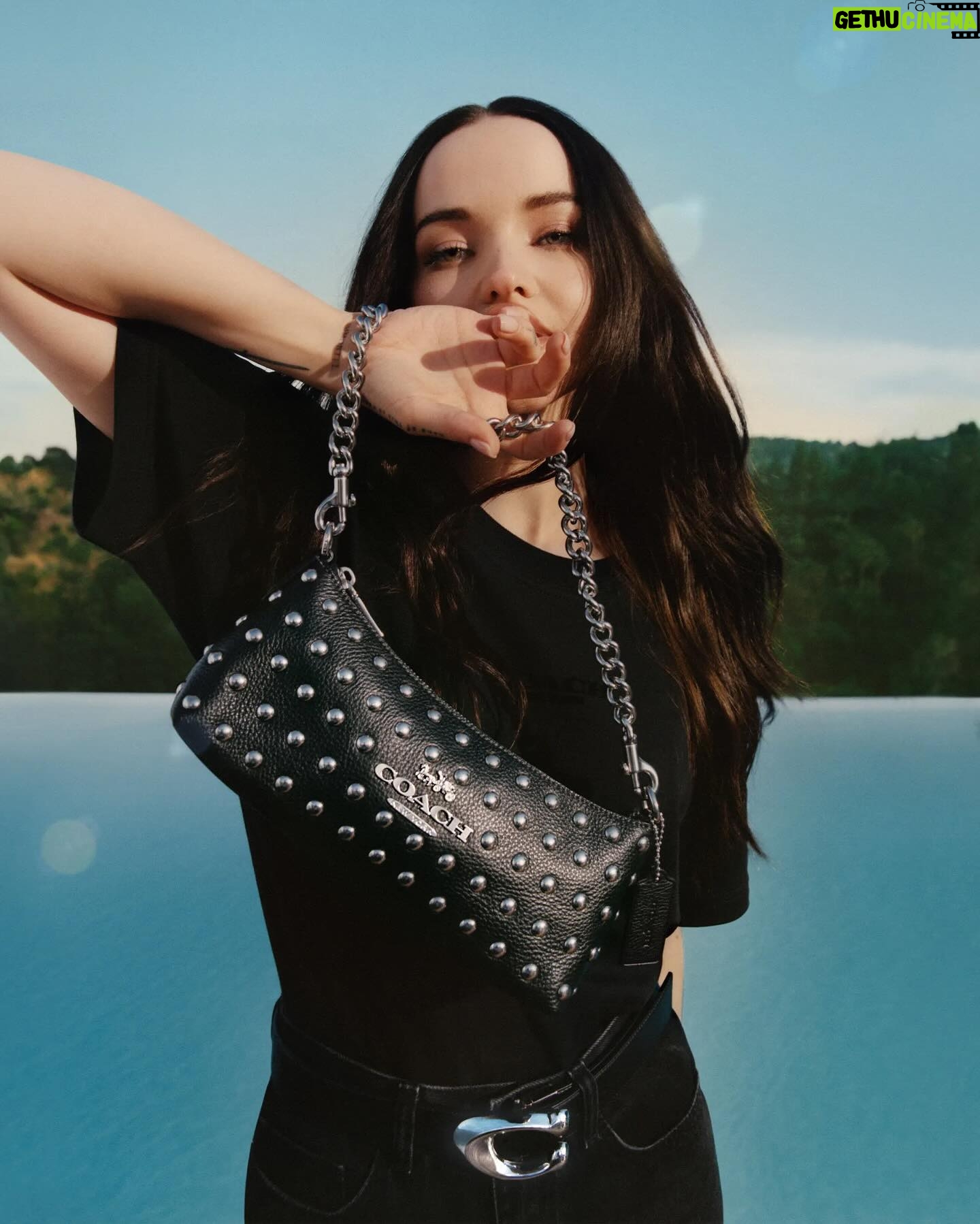 Anna Collins Instagram - 💎 movement by me for @coach 💎💕 for the beautiful @dovecameron and @mmkemio 💙 shot by @joshuawoods 💎