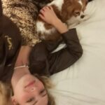 Anna Collins Instagram - goes out * misses dog * comes home