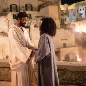 Anna Diop Instagram - The Book of Clarence is now on Netflix! ✨🖤

One of the most important projects I’ve done yet. And alongside a filmmaker simply like no other 🖤

Here are a few moments from our time in Matera ✨✨✨

See the film! Tell me what you think! Love and love and XO 🖤✨

#JayZandCamels #FknIncredible