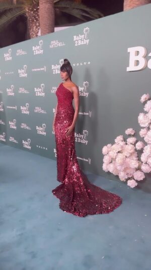Anna Diop Instagram - Stepped out last night to celebrate an Incredible organization @baby2baby which is providing support for mothers and children the world over. Such an inspiring evening ✨🤍

Thank You Dolce and Gabbana for having me! This dress…🥰✨🤍

Styling @jasonbolden ✨🤍
MUA @danadelaney 
Hair @larryjarahsims 
📸 @jessicanabongo