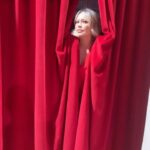 Anna Falchi Instagram - Dal centro di produzione Rai “Raffaella Carra’” di via Teulada in Roma…. Il making off della prima puntata de I Fatti Vostri. E “festa” siaaaaa
