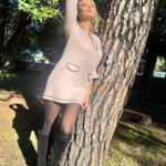 Anna Falchi Instagram - Oggi così in rosa come una 🌹 in mezzo alla natura che, a volte, regala giornate meravigliose… @giocollectionofficial @antonellaparadisostyle @digitalsauro