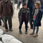 Anna Foglietta Instagram - Forse non ci stiamo rendendo conto.. conviene pensare che si tratti di un incubo.I bambini palestinesi hanno diritto di essere difesi. Non è possibile possibile accettare che si stia compiendo nel silenzio più assordante questo genocidio. I bambini devono essere difesi. . . . @everychildismychildets #ceasefirenow🇵🇸