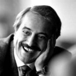 Anna Foglietta Instagram - 23 Maggio 1992 Giovanni Falcone è stato assassinato con un attentato di mafia a Capaci, assieme a sua moglie Francesca Morvillo e agli agenti della sua scorta Rocco Dicillo, Antonino Montinaro e Vito Schifani. Raccontiamo ai nostri figli e ai nostri studenti chi è stato Giovanni Falcone e cosa ha fatto per noi. Che la sua morte non sia mai resa vana dall’indifferenza. . . #giovannifalcone