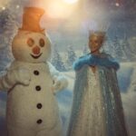 Anna Friel Instagram - Christmas with the Romans is not exactly what it seems. Don't miss a new episode TONIGHT at 9/8c on @foxtv, next day @hulu! ☃️ ❄️ #Monarch
